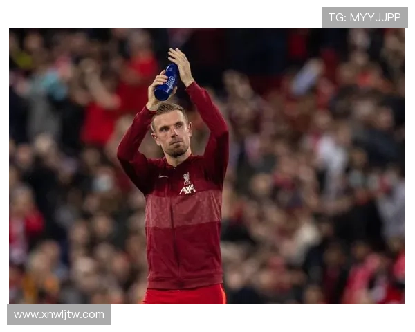 亨利盛赞B费用脑踢球跑动惊人